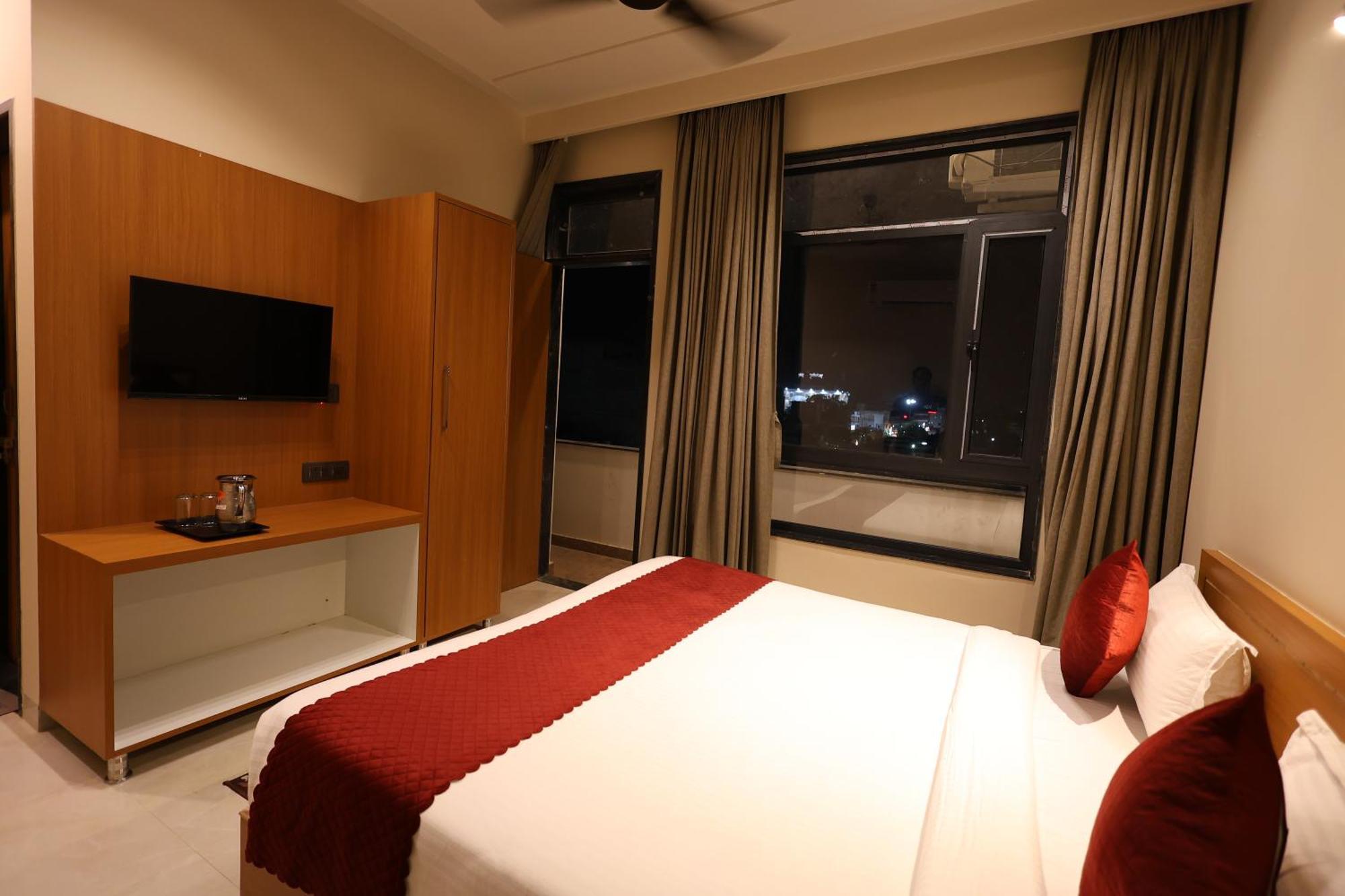The Tri Arrow Hotel Khatu Ngoại thất bức ảnh